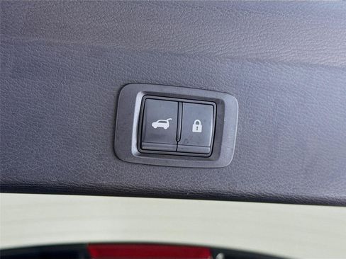 Used 2025 Mitsubishi Outlander SE FWD image 22