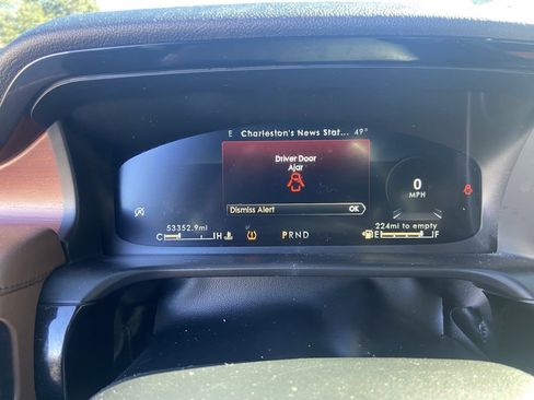 Used 2022 Lincoln Aviator Reserve w/ Elements Package Plus image 28