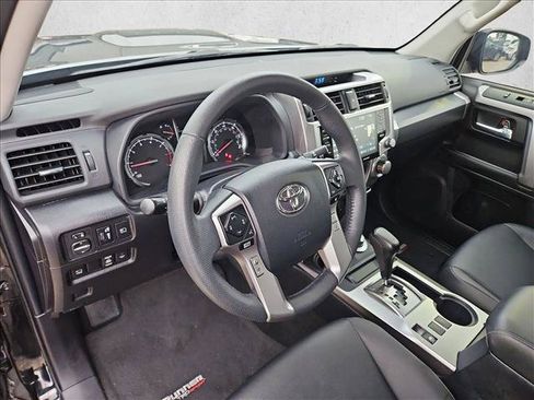 Used 2024 Toyota 4Runner TRD Sport w/ Technology Package AWD/4WD image 10