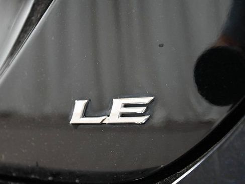Used 2019 Toyota Camry LE w/ Convenience Package image 18