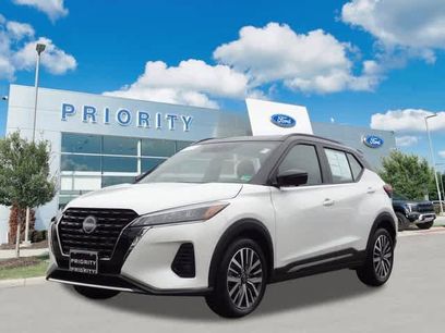 Used 2024 Nissan Kicks SR