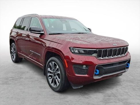 Certified 2024 Jeep Grand Cherokee Overland w/ Advanced Protech Group III image 7