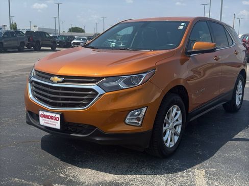 Used 2018 Chevrolet Equinox LT AWD/4WD image 2