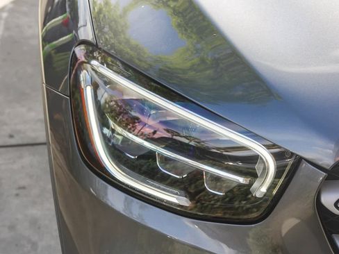 Used 2022 Mercedes-Benz GLC 300 4MATIC w/ Premium Package Lite image 8