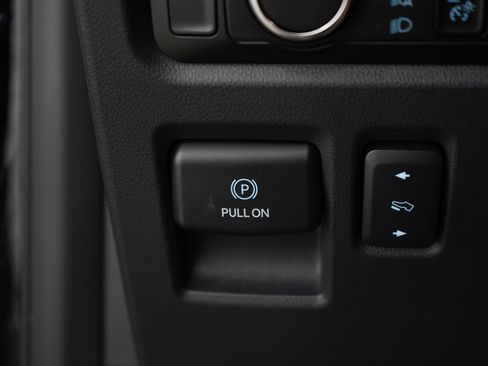 Used 2025 Ford F150 Tremor AWD/4WD image 27