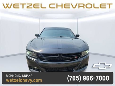 Used 2023 Dodge Charger SXT w/ Cold Weather Package AWD/4WD image 2