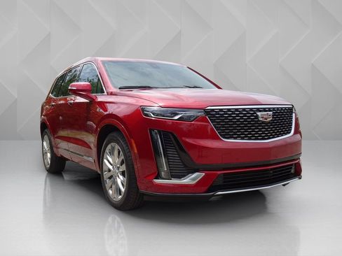 Certified 2024 Cadillac XT6 Premium Luxury w/ Technology Package AWD/4WD image 6