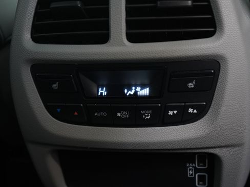 Used 2021 Honda Pilot Black Edition image 17