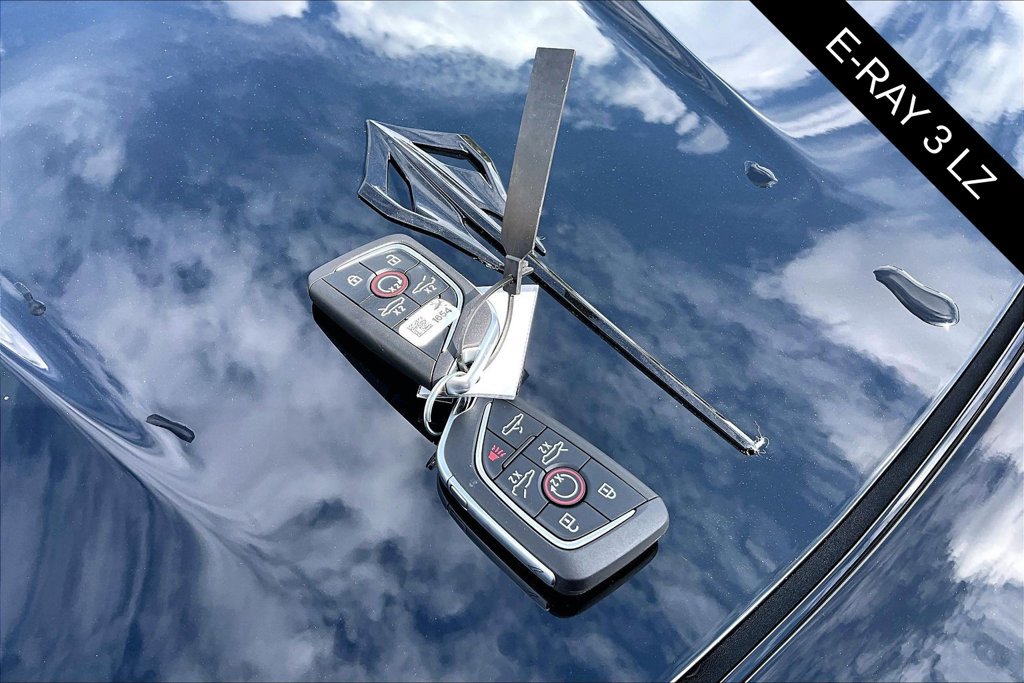 Used 2025 Chevrolet Corvette E-Ray w/ Stealth Interior Trim Package AWD/4WD image 29