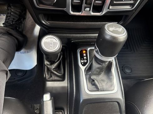 Certified 2020 Jeep Wrangler Unlimited Sahara image 21