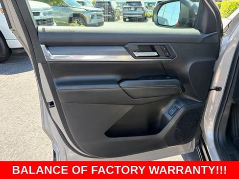 Used 2026 GMC Terrain Elevation w/ Elevation Premium Package FWD image 12