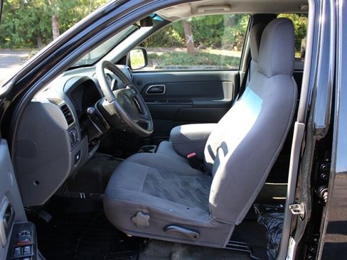Used 2005 Chevrolet Colorado LS RWD image 10