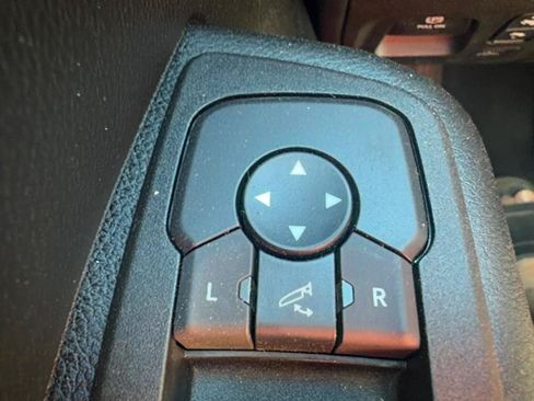 Used 2025 RAM 1500 Big Horn AWD/4WD image 22