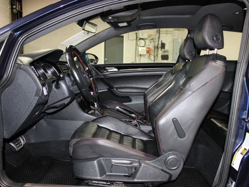 Used 2016 Volkswagen Golf R 4-Door AWD/4WD image 8