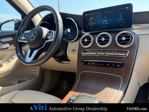 Certified 2022 Mercedes-Benz GLC 300 GLC 300 w/ Multimedia Package Lite image 32