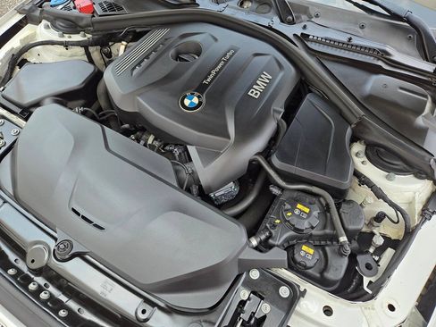 Used 2018 BMW 330i xDrive Sedan AWD/4WD image 16