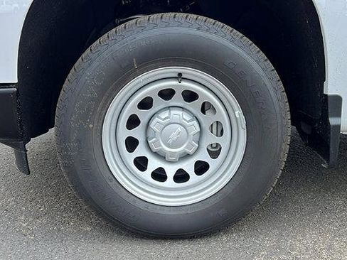 New 2026 Chevrolet Silverado 1500 W/T image 11