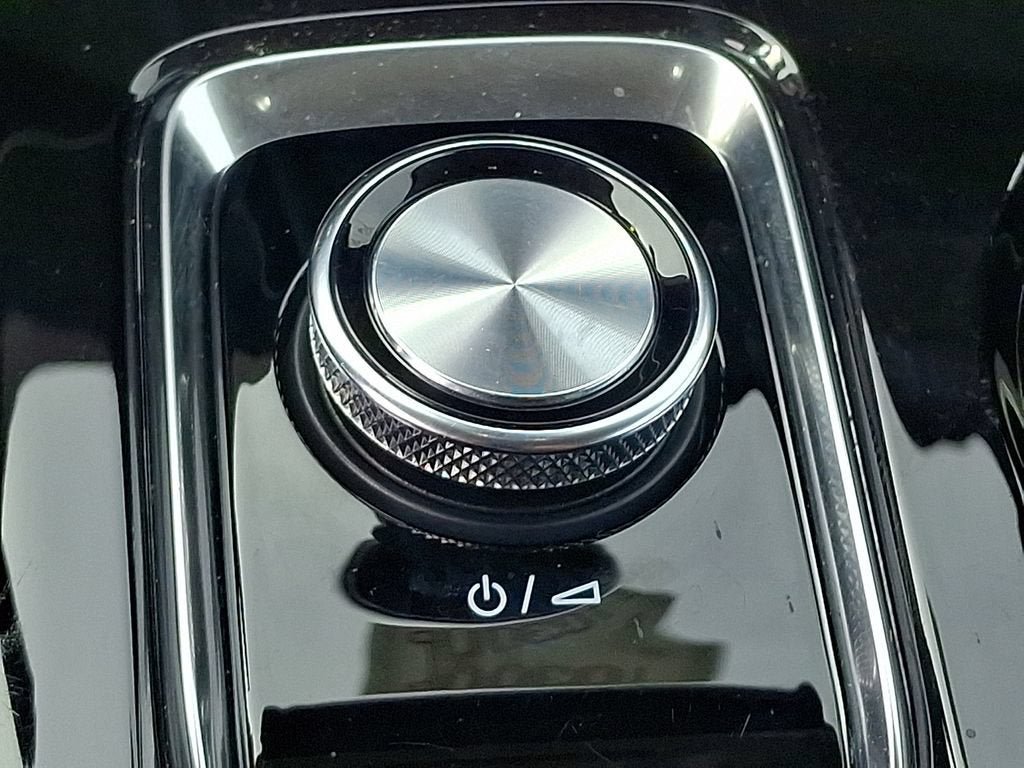 Used 2025 Buick Envision Sport Touring AWD/4WD image 26