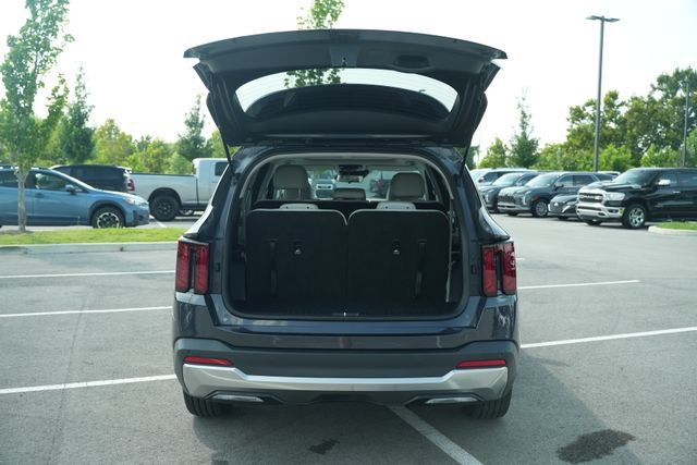 Used 2025 Kia Sorento S w/ Panoramic Sunroof Package FWD image 18
