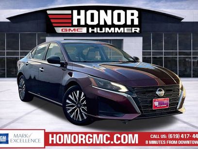 Used 2025 Nissan Altima 2.5 SV