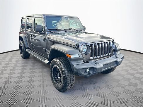 Used 2021 Jeep Wrangler Unlimited Sport image 4