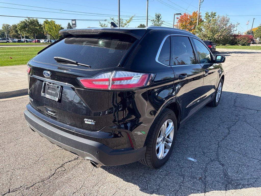 Used 2020 Ford Edge SEL w/ Cold Weather Package AWD/4WD image 5
