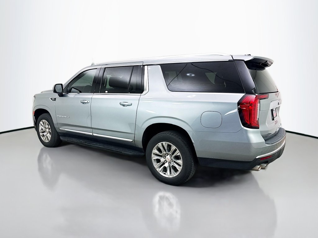 Used 2023 GMC Yukon XL Denali AWD/4WD image 5