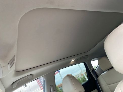 Used 2023 Nissan Murano Platinum w/ Cargo Package AWD/4WD image 13
