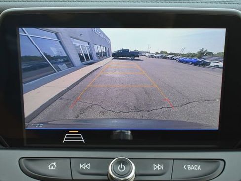 Used 2020 Chevrolet Blazer LT FWD image 27