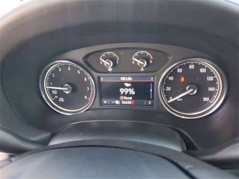 Used 2024 Buick Enclave Essence w/ Experience Buick Package image 18