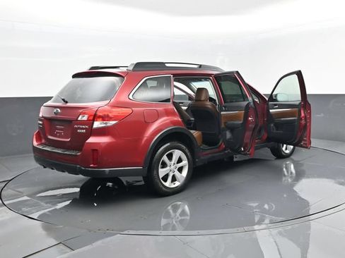 Used 2013 Subaru Outback 2.5i Premium AWD/4WD image 29