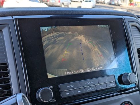 Used 2024 Nissan Titan SV image 26