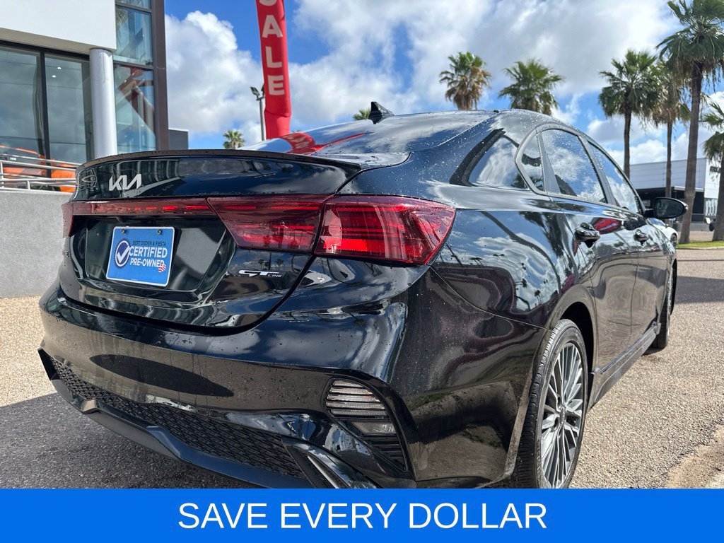 Used 2023 Kia Forte GT-Line w/ GT-Line Technology Package FWD image 4