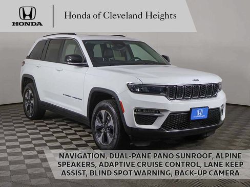 Used 2023 Jeep Grand Cherokee 4WD 4xe image 1