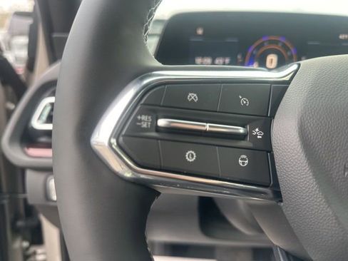 New 2026 Chevrolet Traverse Z71 w/ Enhanced Driving Package image 19