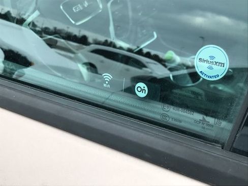 Used 2019 GMC Terrain SLT w/ Preferred Package image 6