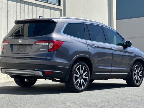 Used 2022 Honda Pilot Touring image 4