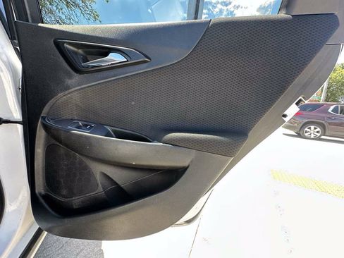 Used 2021 Chevrolet Malibu LT FWD image 35