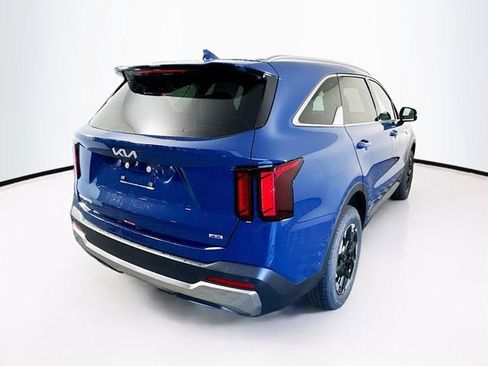 New 2026 Kia Sorento S image 5