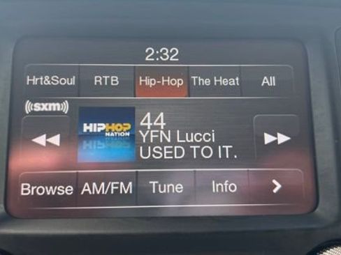 Used 2022 RAM 1500 Classic SLT image 26