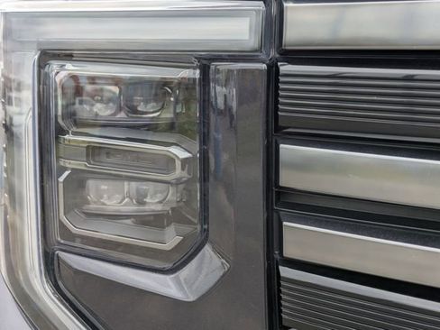 Used 2025 GMC Sierra 1500 AT4 w/ AT4 Premium Package image 10