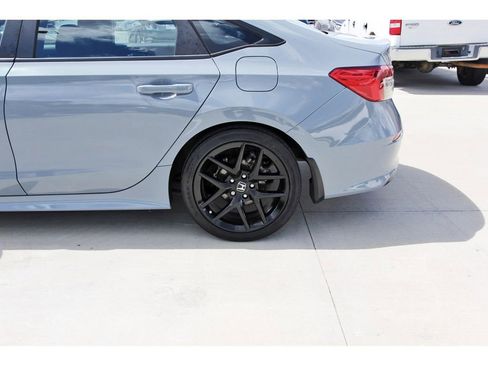 Used 2022 Honda Civic Sport image 32