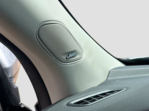 Used 2024 Honda Pilot Elite image 19