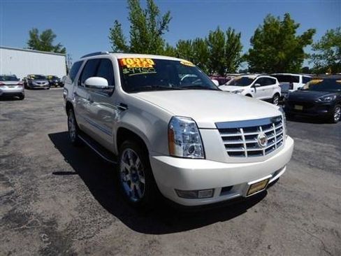 Used 2013 Cadillac Escalade Luxury AWD/4WD image 5