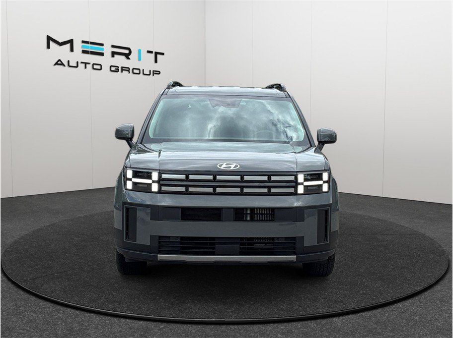 Used 2025 Hyundai Santa Fe SEL FWD image 3