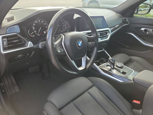 Used 2020 BMW 330i Sedan w/ Convenience Package image 21