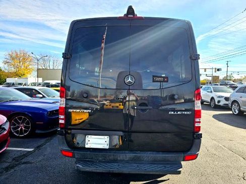 Used 2016 Mercedes-Benz Sprinter 2500 image 6
