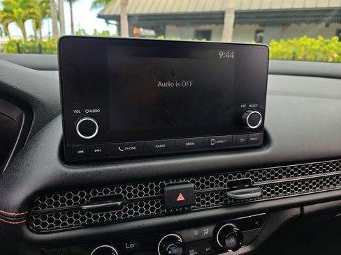 Used 2024 Honda HR-V Sport image 20