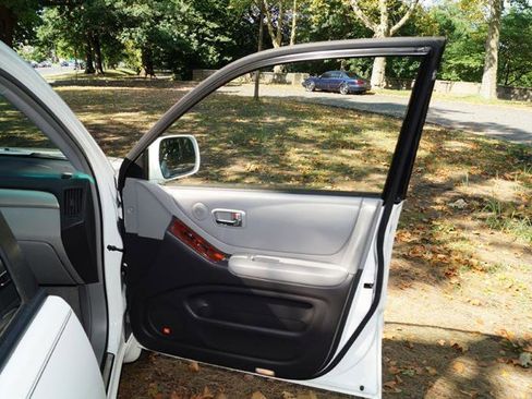 Used 2007 Toyota Highlander Limited image 24