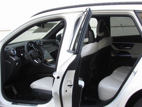 New 2026 Mercedes-Benz GLC 300 4MATIC image 13